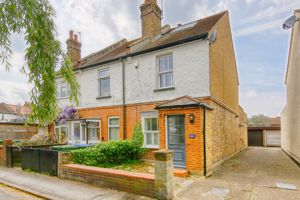 Spring Gardens, West Molesey- click for photo gallery